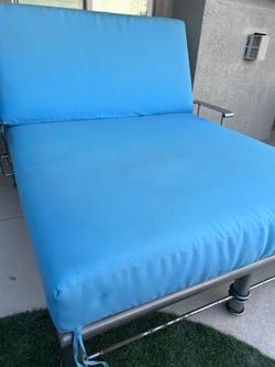 Oversized Daybed