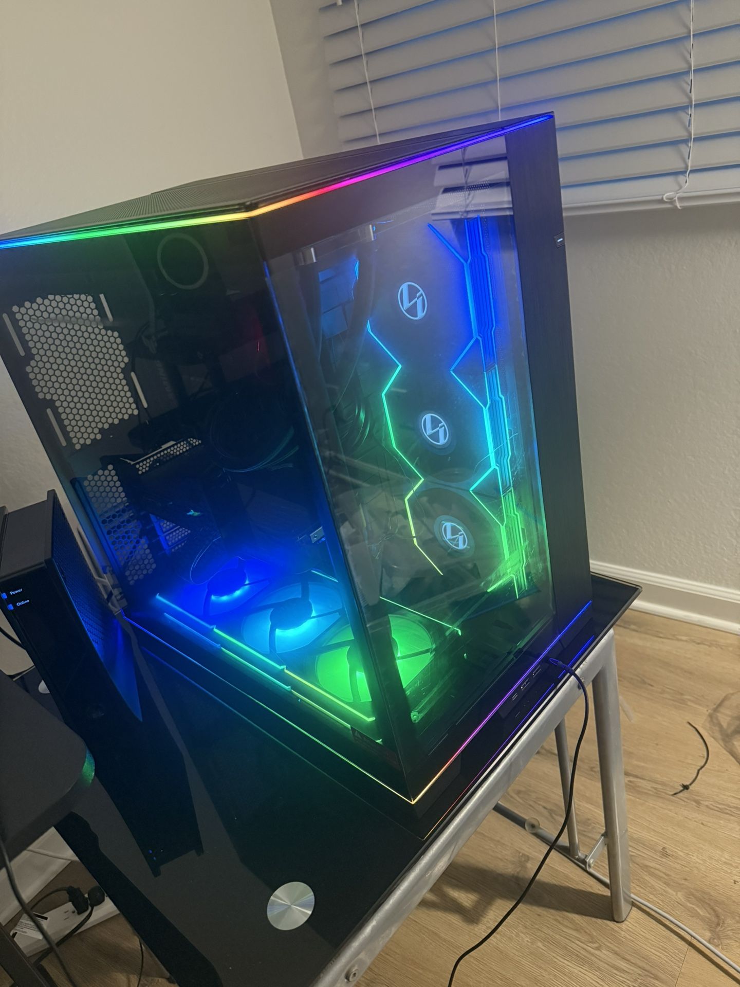 HIGH END GAMING PC 9070xt