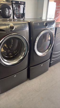 Electrolux washer and electric  dryer set