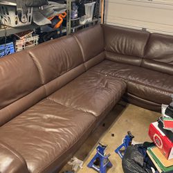 Couch Leather Great Condition 