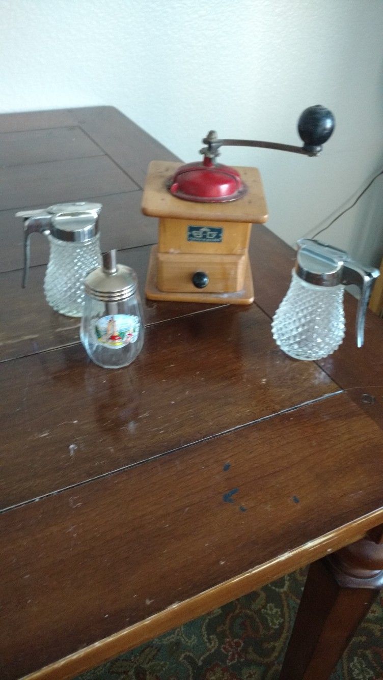 Kitchen Collectables Assorted