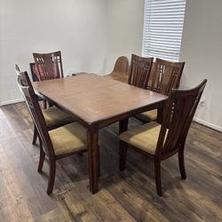Dining Table And 6 Chairs
