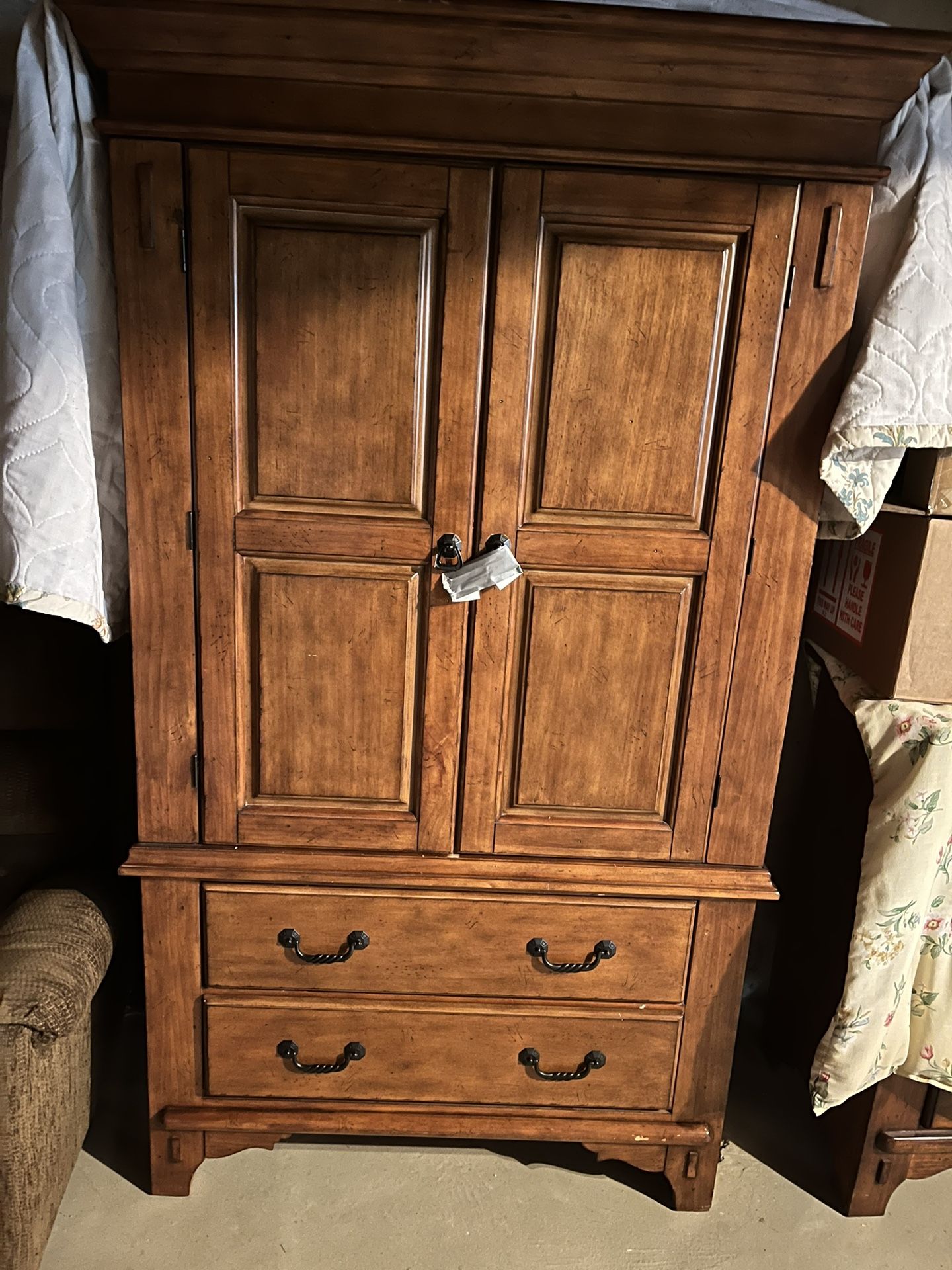Armoire/Television Cabinet 