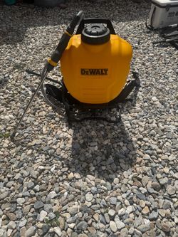 DeWalt Backpack Sprayer