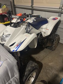2005 Suzuki Z400