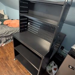 Metal Dresser/Shelfs