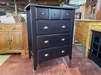 SAUDER Shoal Creek 4-Drawer Dresser in Jamocha Wood Finish
