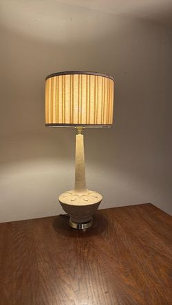 Vintage - Mid-Century Lamp