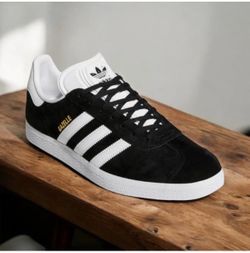 Brand New! Adidas-Gazelle-Black&White wGold-Sneakers Men’s Size 10 -EU 44