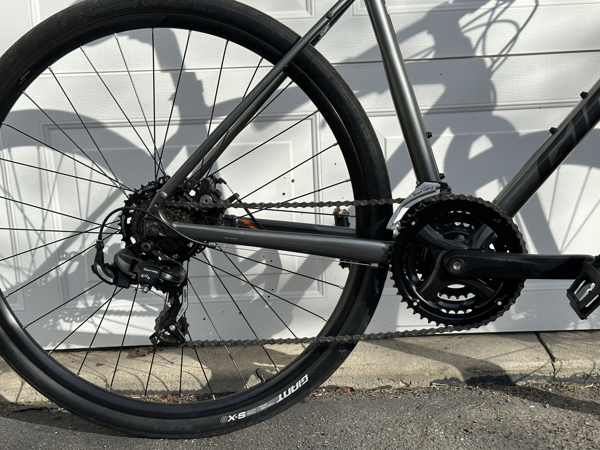 Giant Escape 3 Hybrid Bike Bicycle 2020 Disc