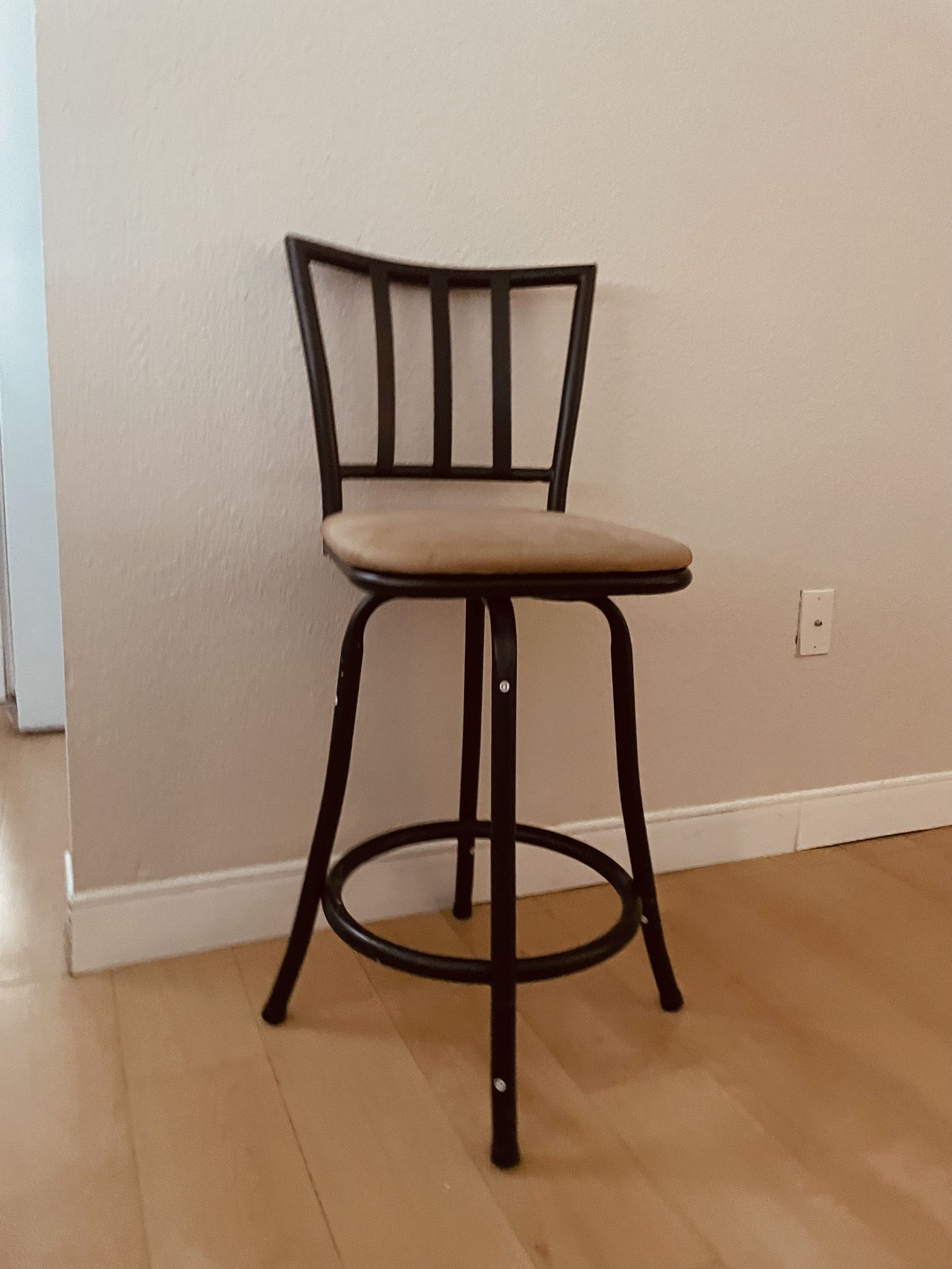 Metal Bar Stool