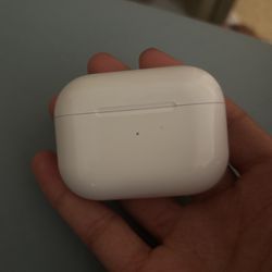 AirPods Pro Gen 2 (used Like New)