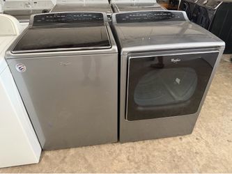 Whirlpool Washer and whirlpool electric dryer
