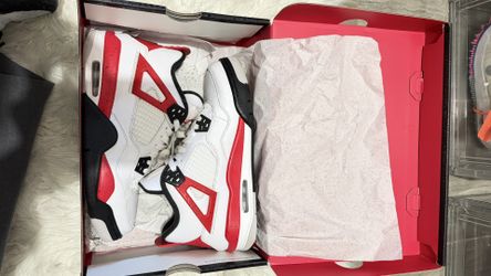 Jordan 4 Retro 