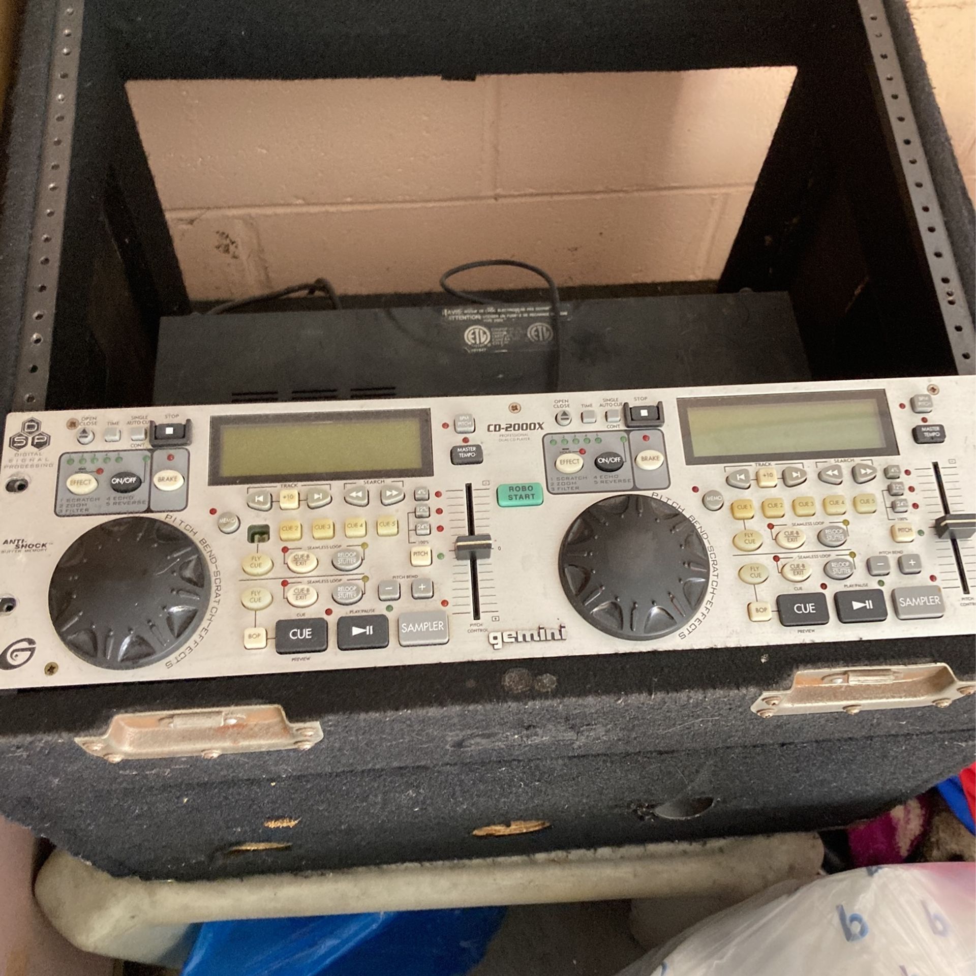 dj equipment cd and amp