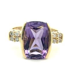 Woman’s Ladies 14k Yellow Gold Purple Stone and Diamond Ring Size 6 GP3127782