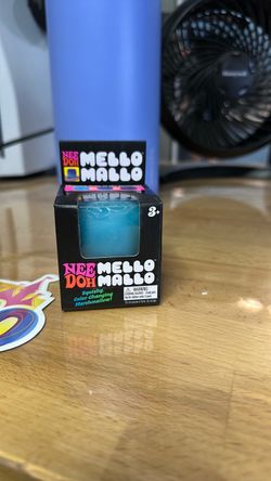 Schylling NeeDoh Mello Mallo Blue/Purple Color Changing Squishy 26067HY NEW