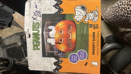 8 feet Snoopy inflatable Halloween decor