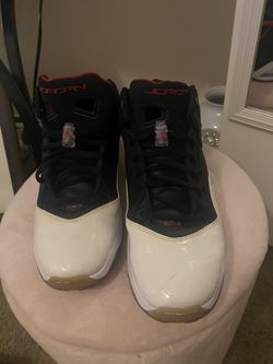 Nike  Air Jorden B- Loyal  Y6.5) Woman’s 7