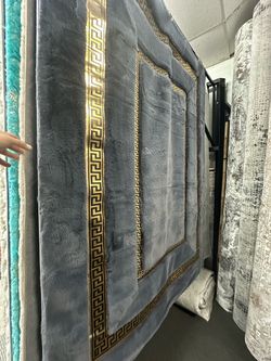 Gray Plush Rug with Gold Greek Key Border