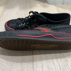 Gucci Low top Sneakers
