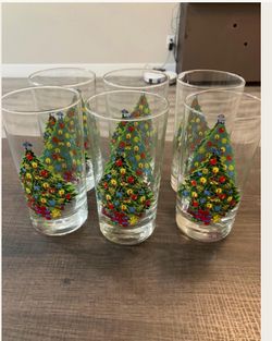 6 vintage Christmas tree tumblers