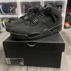 Air Jordan 4 “Black cat” Size 12