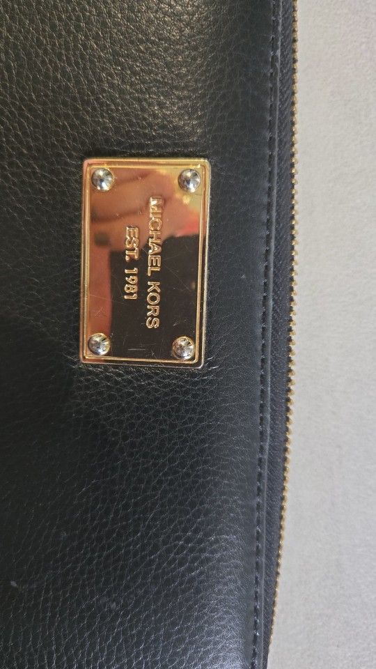 Marc Jacobs Genuine Leather Wallet