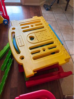 Baby play area gate