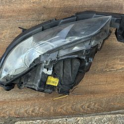 2007 BMW 335I Driver Side Head Light