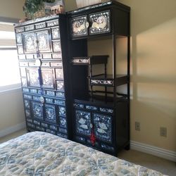 KOREAN TRADITIONAL DECORATING  CABINET