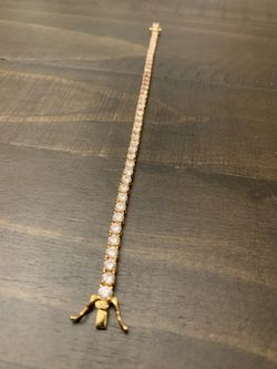 gold diamond bracelet 