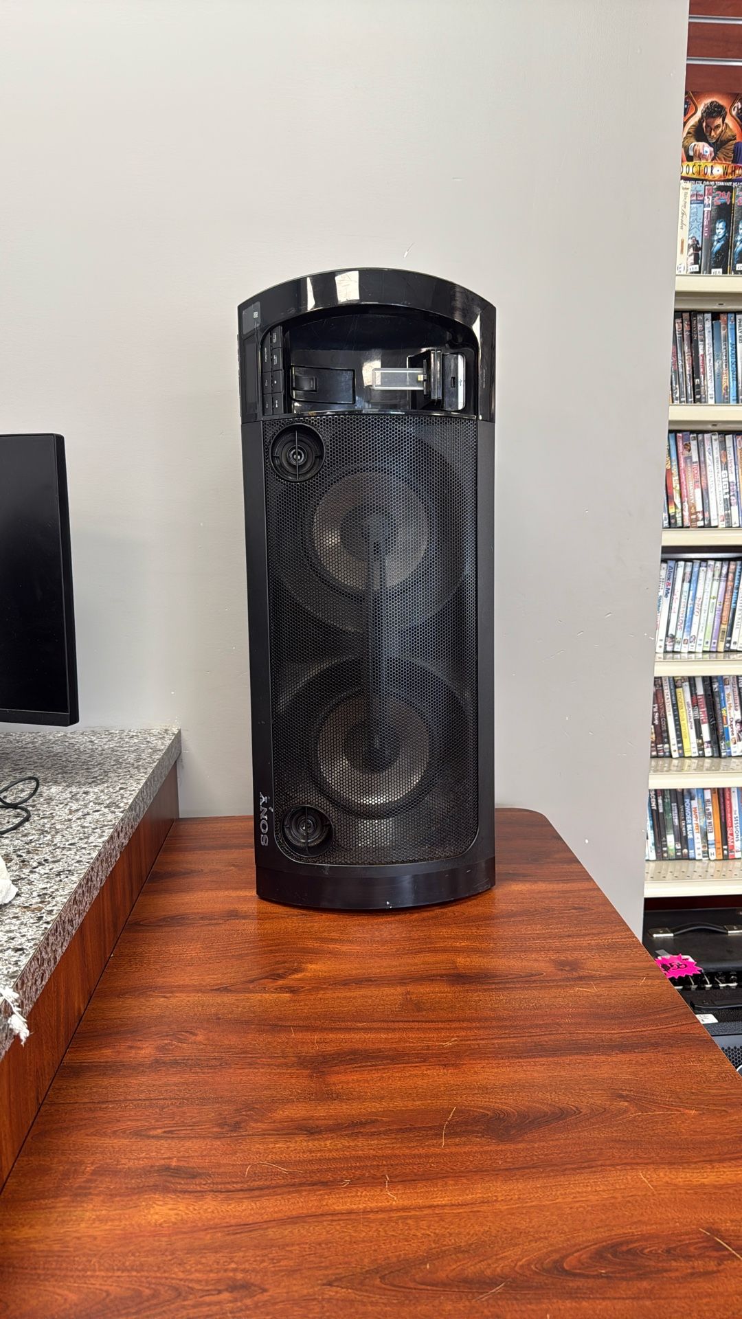PORTABLE SONY BLUETOOTH SPEAKER MODEL #RDH-GTK37IF