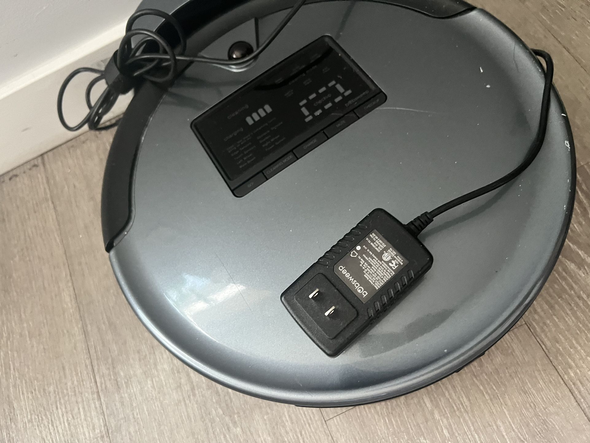 Bobsweep Pet Robot Cleaner Great Condition