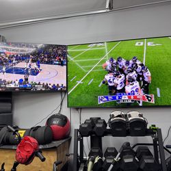 Hisense U75 - 75 Inch 4k UHD Mini LED 144 Hz Smart Tv