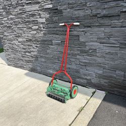 Vintage Folbate walk behind mower- unused 