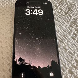 Apple iPhone 14 Pro 256GB Factory Unlocked Space Black (Cracked back)