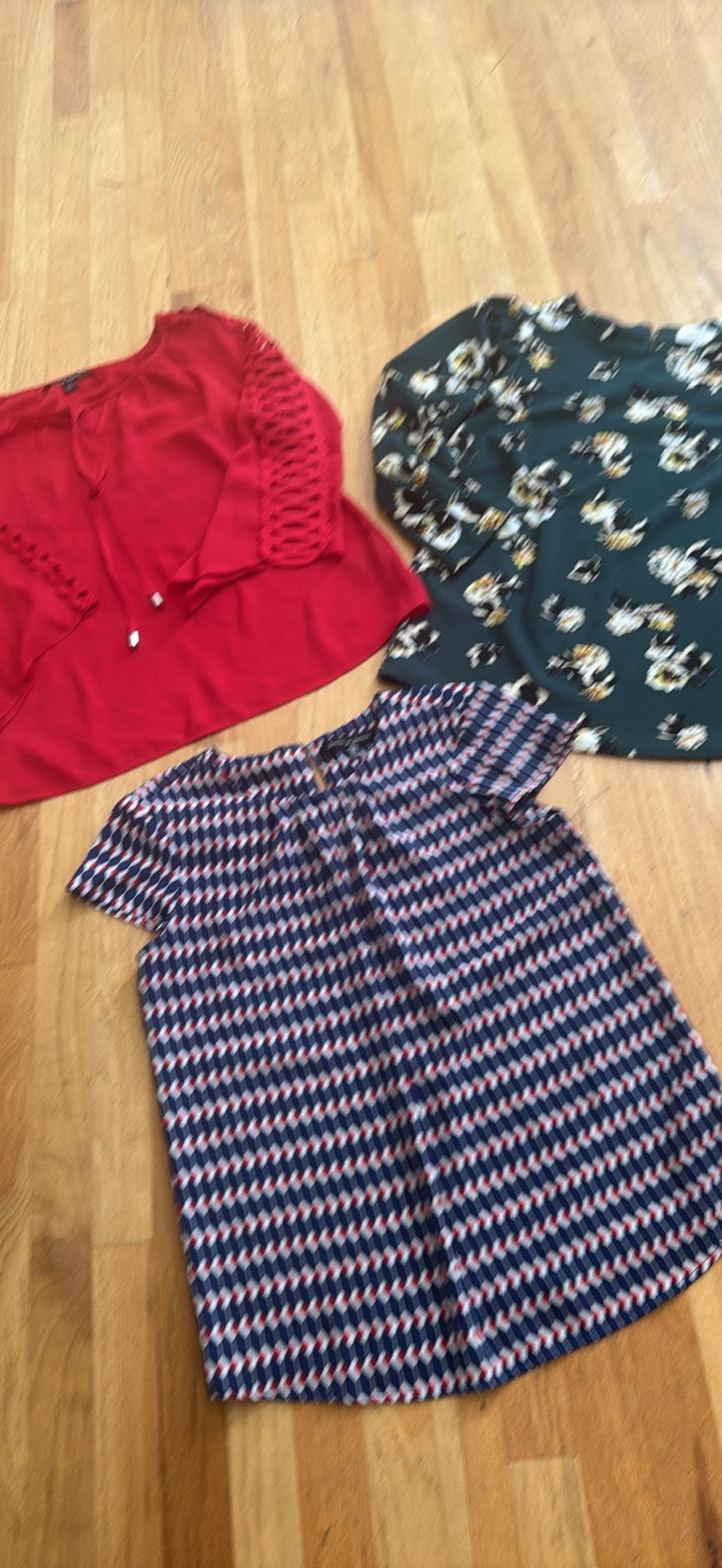 Women’s Blouse Tops Size Medium Bundle