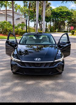 2025 Hyundai Elantra