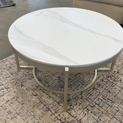 Coffee/End Table Set