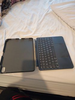 ESR Flex Keyboard case (Detachable)