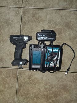 Makita XDT15 18V Impact Driver