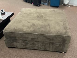 Huge Ottoman