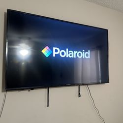 55” 4K UHD Polaroid Smart TV