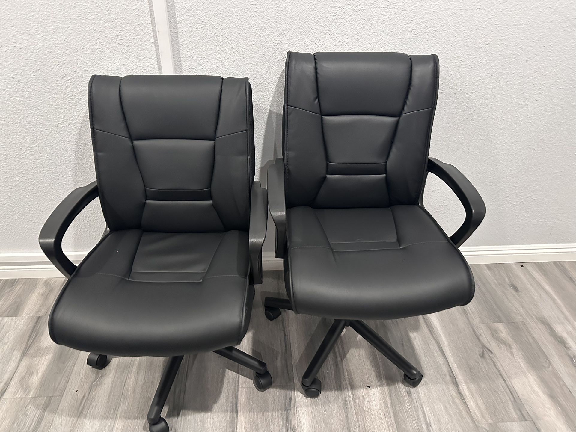 Office Chairs 