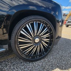 28''Inch Azara Rimz & Tires/w Floating Caps