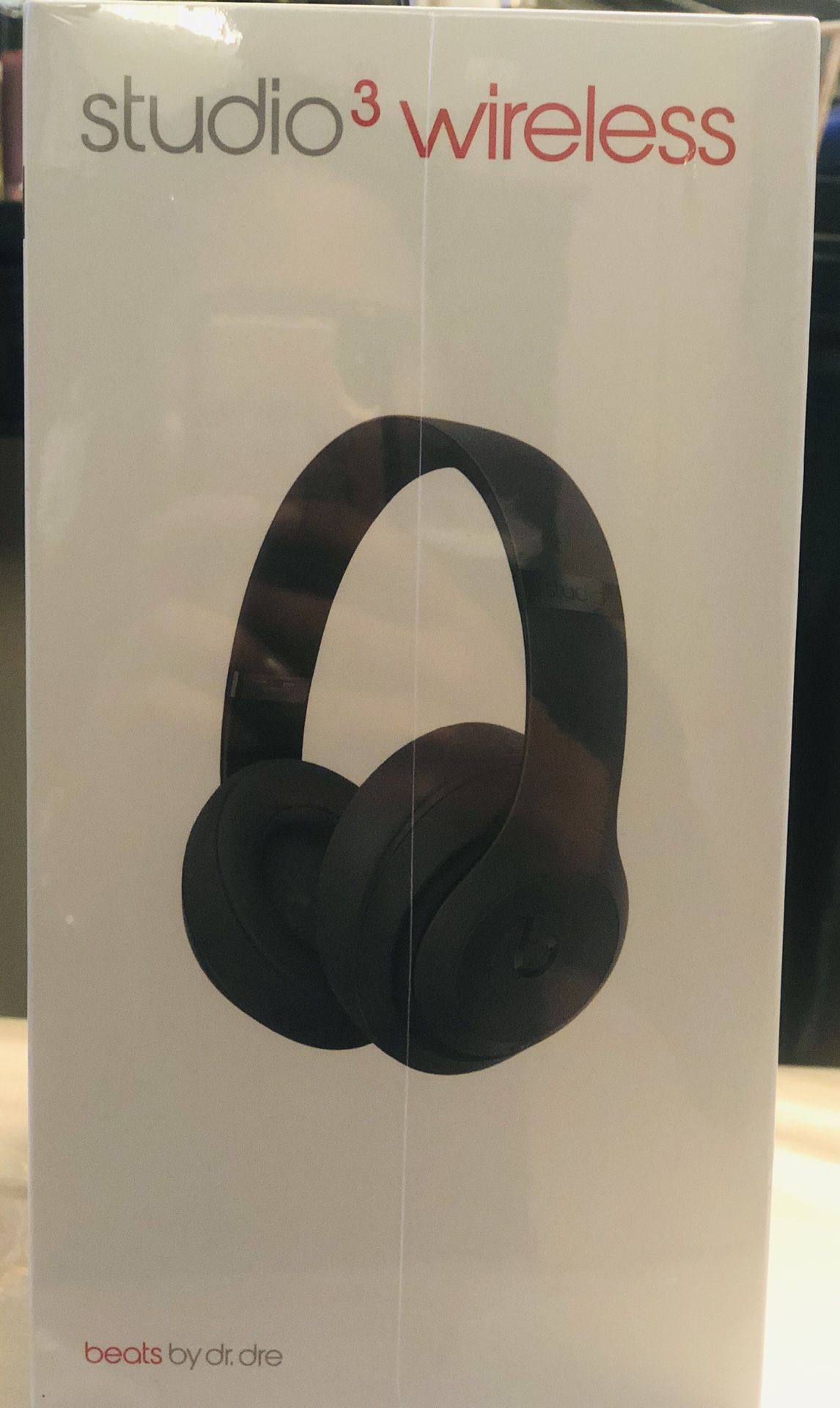 Beats Studio3 Wireless Headphones- The beats Skyline Collection- grey