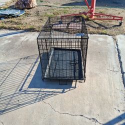 Small To Medium Pet Kennel Like New 