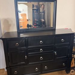 Black Bedroom Dresser With Nickel Handles.  Pick Up Only. N. PHX. 