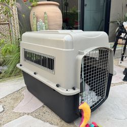 Large Heavy-Duty Pet Kennel / Dog Crate – Excellent Condition – $75  Selling a large hard-sided pet kennel in excellent condition. It's sturdy, clean,